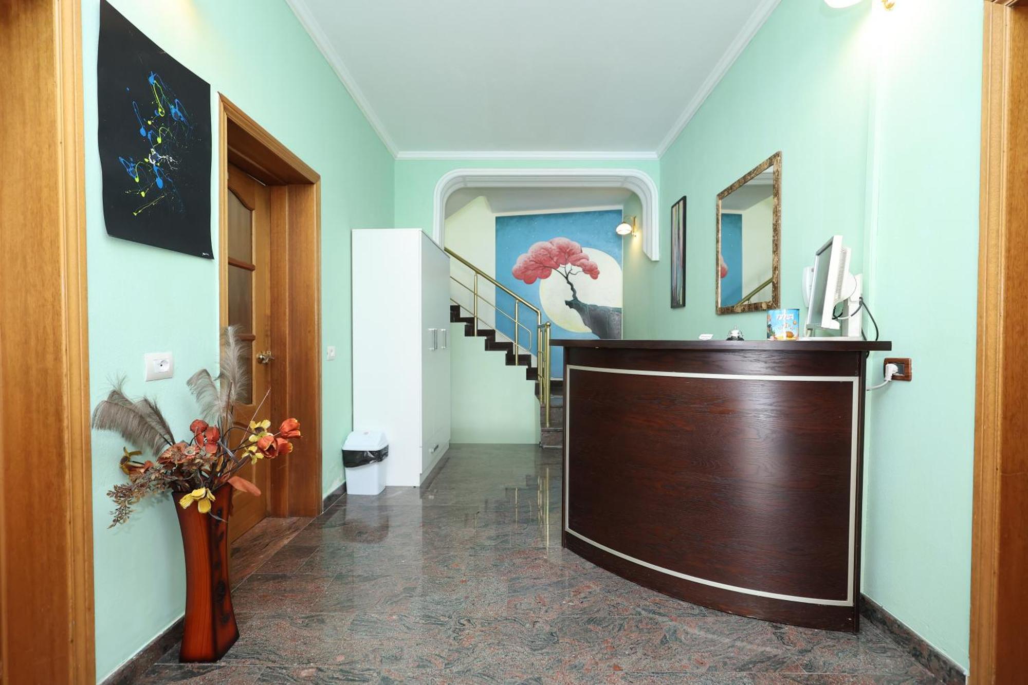 Hostel Osho Tirana Eksteriør billede