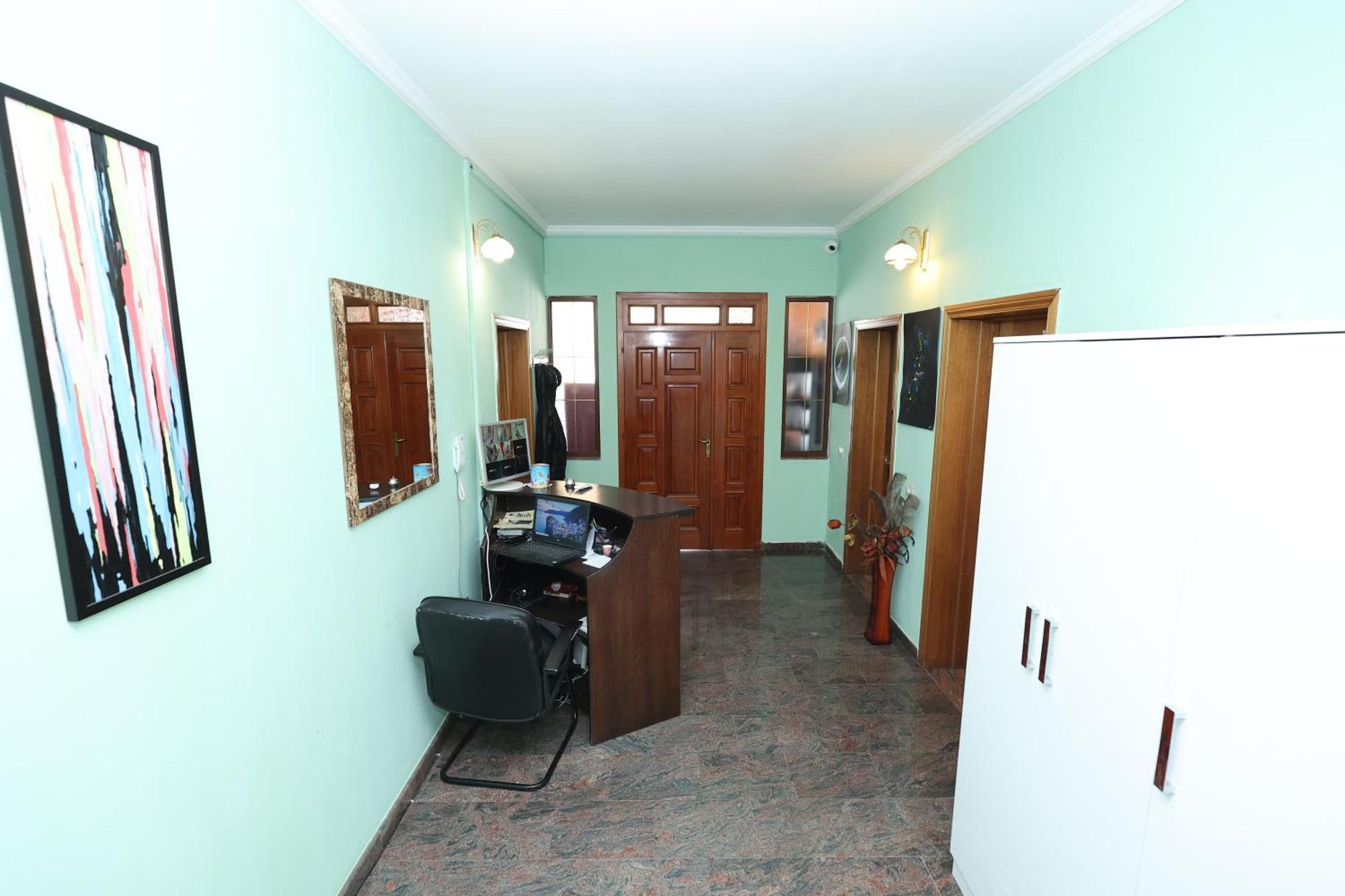 Hostel Osho Tirana Eksteriør billede