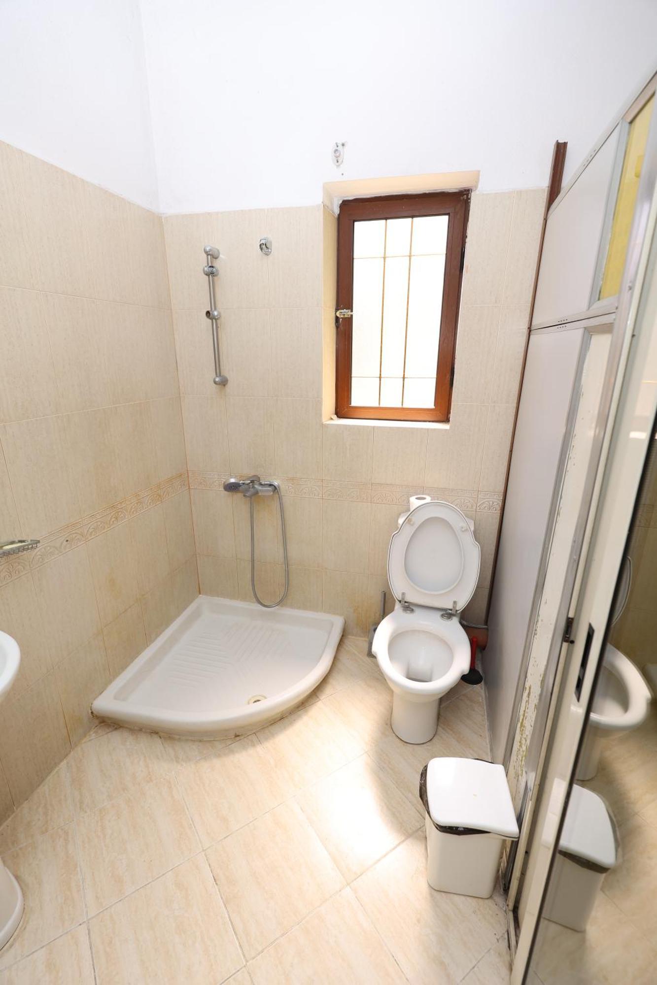 Hostel Osho Tirana Eksteriør billede