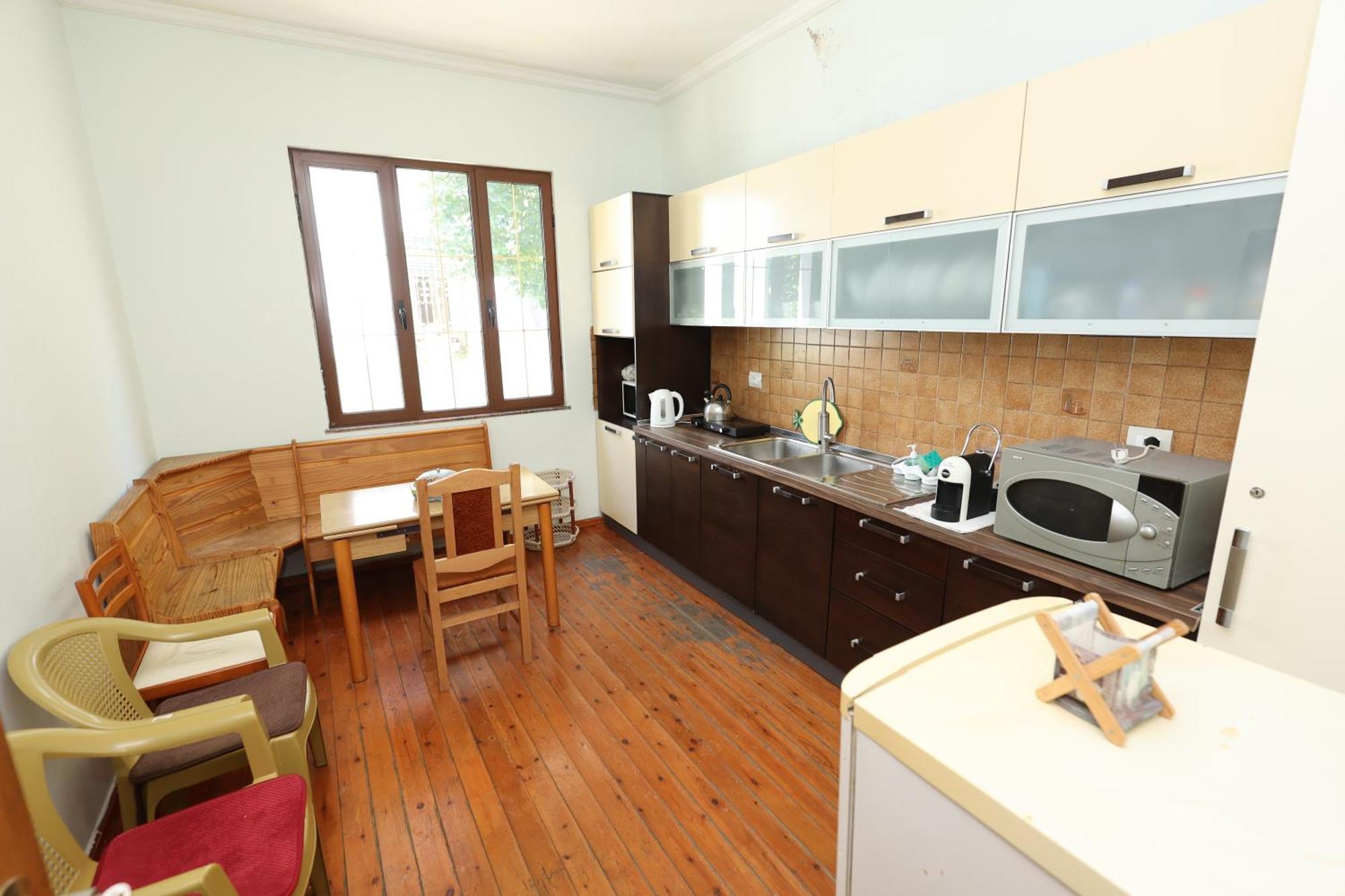 Hostel Osho Tirana Eksteriør billede
